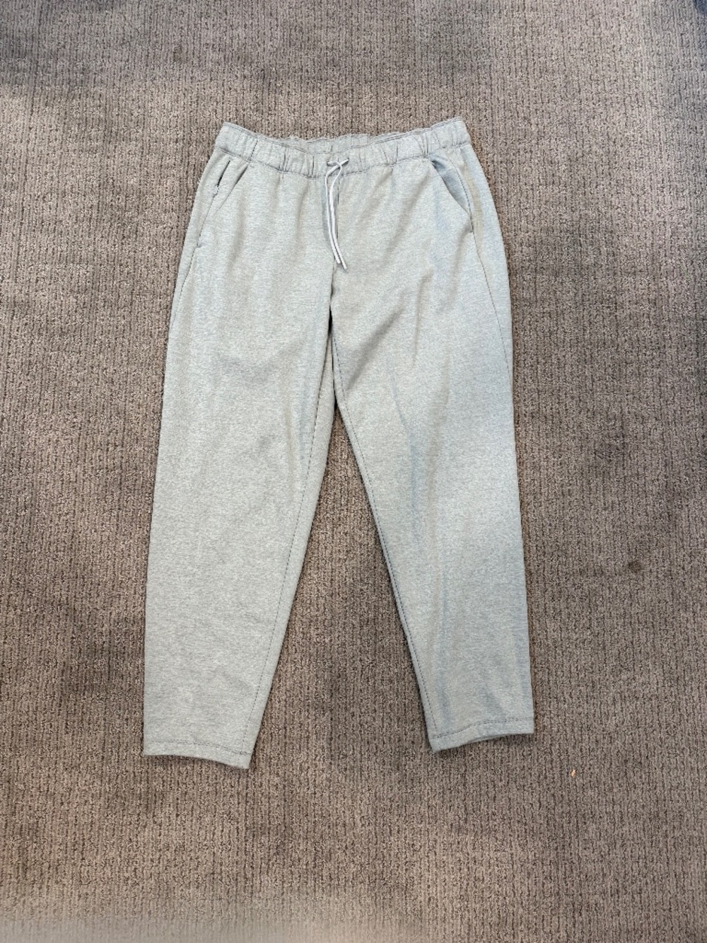 Women’s Athleta size medium straight leg pants